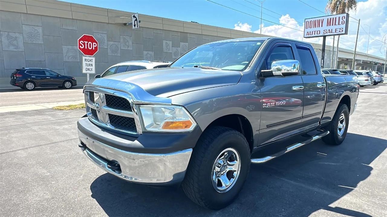 RAM 1500 4WD Quad Cab 140.5" Tradesman 2012
