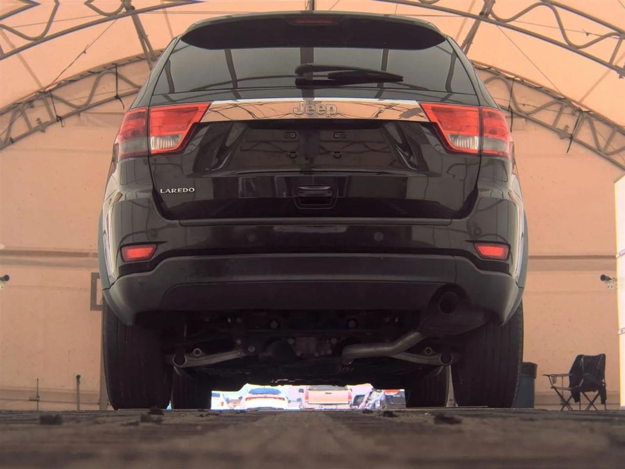 Jeep Grand Cherokee RWD 4dr Laredo 2012