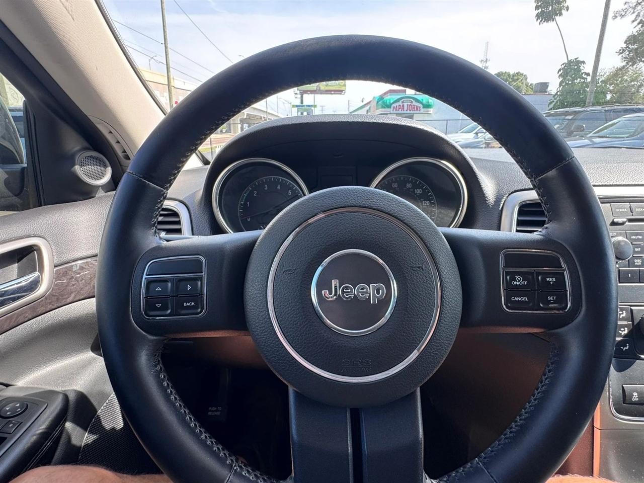 Jeep Grand Cherokee RWD 4dr Laredo 2012