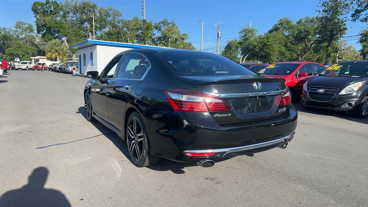 Honda Accord Sedan Sport SE CVT 2017