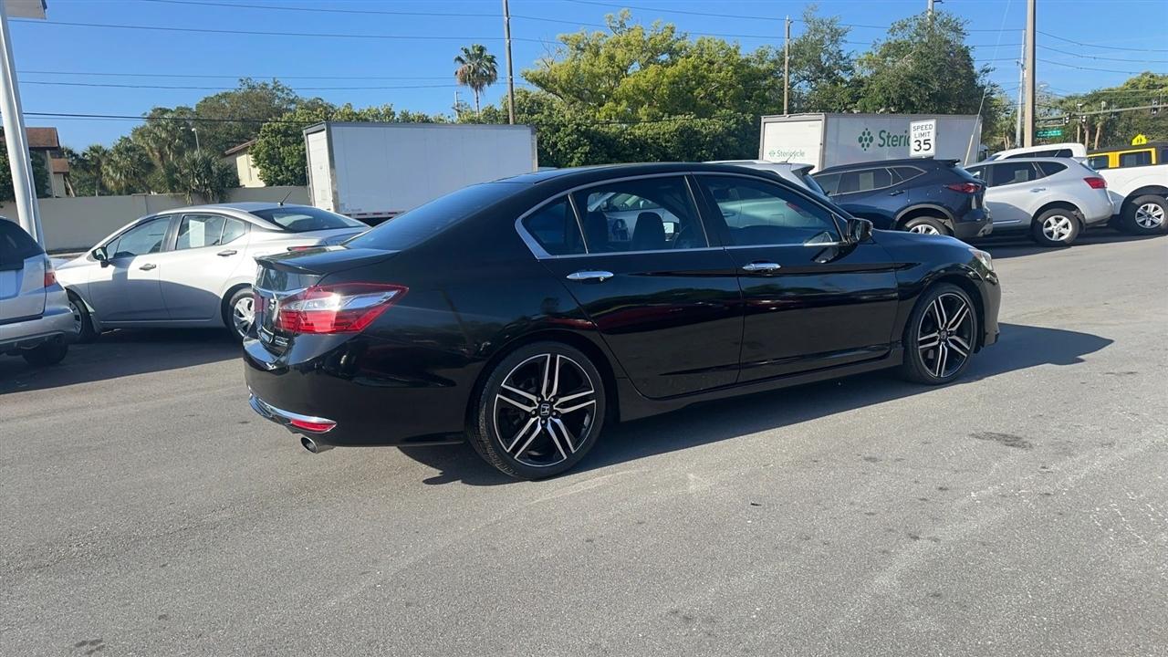 Honda Accord Sedan Sport SE CVT 2017