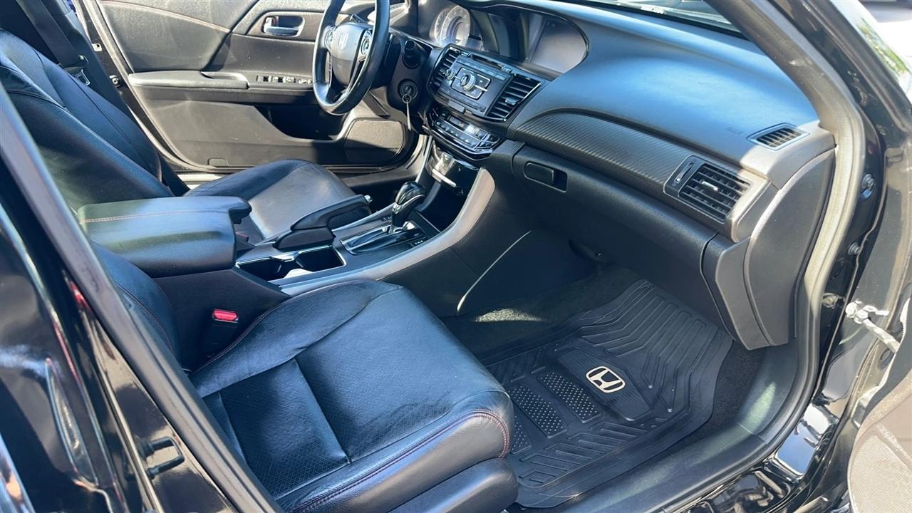 Honda Accord Sedan Sport SE CVT 2017