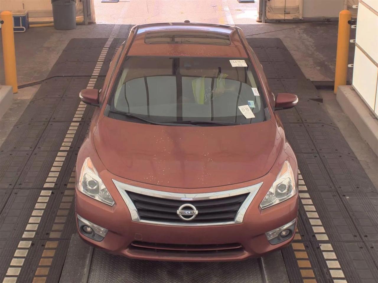 Nissan Altima 4dr Sdn I4 2.5 SV 2013