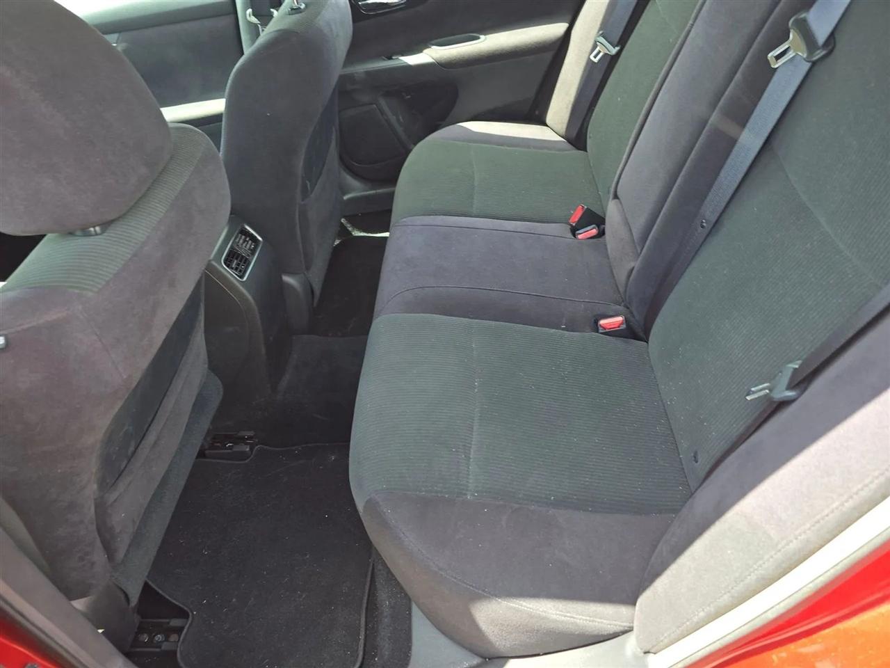 Nissan Altima 4dr Sdn I4 2.5 SV 2013