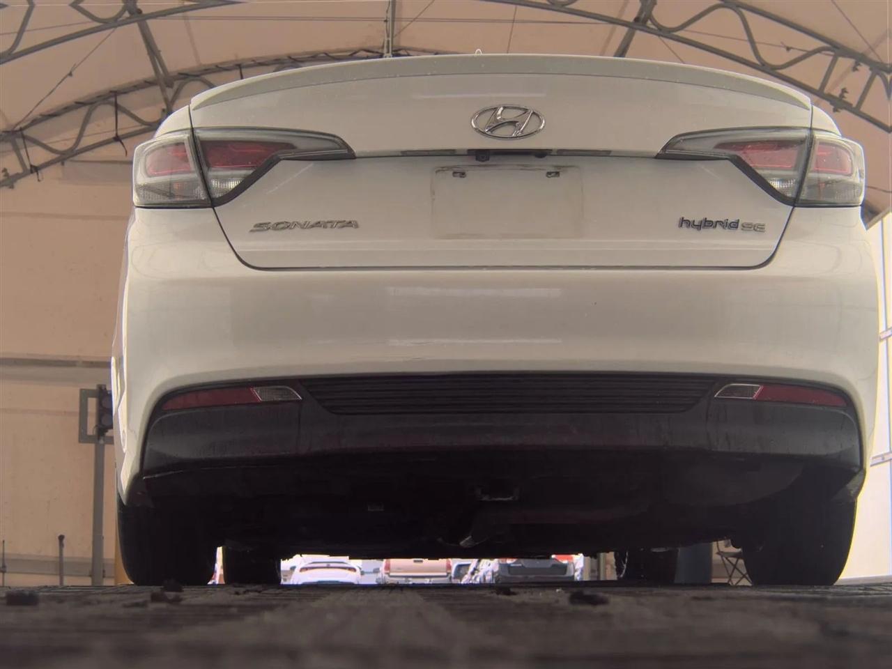 Hyundai Sonata Hybrid SE 2.0L 2017