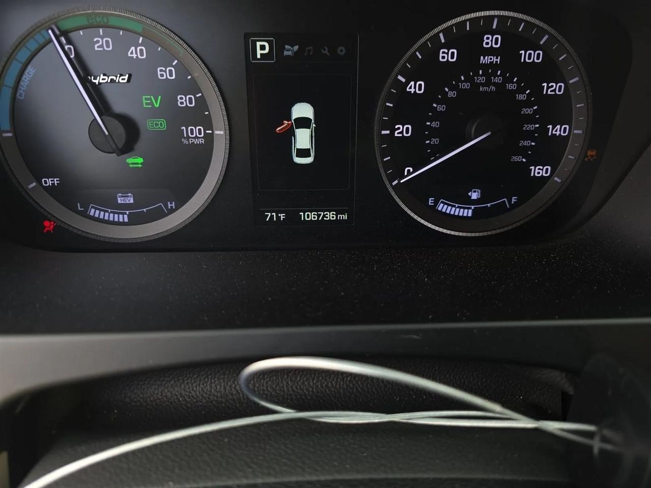 Hyundai Sonata Hybrid SE 2.0L 2017