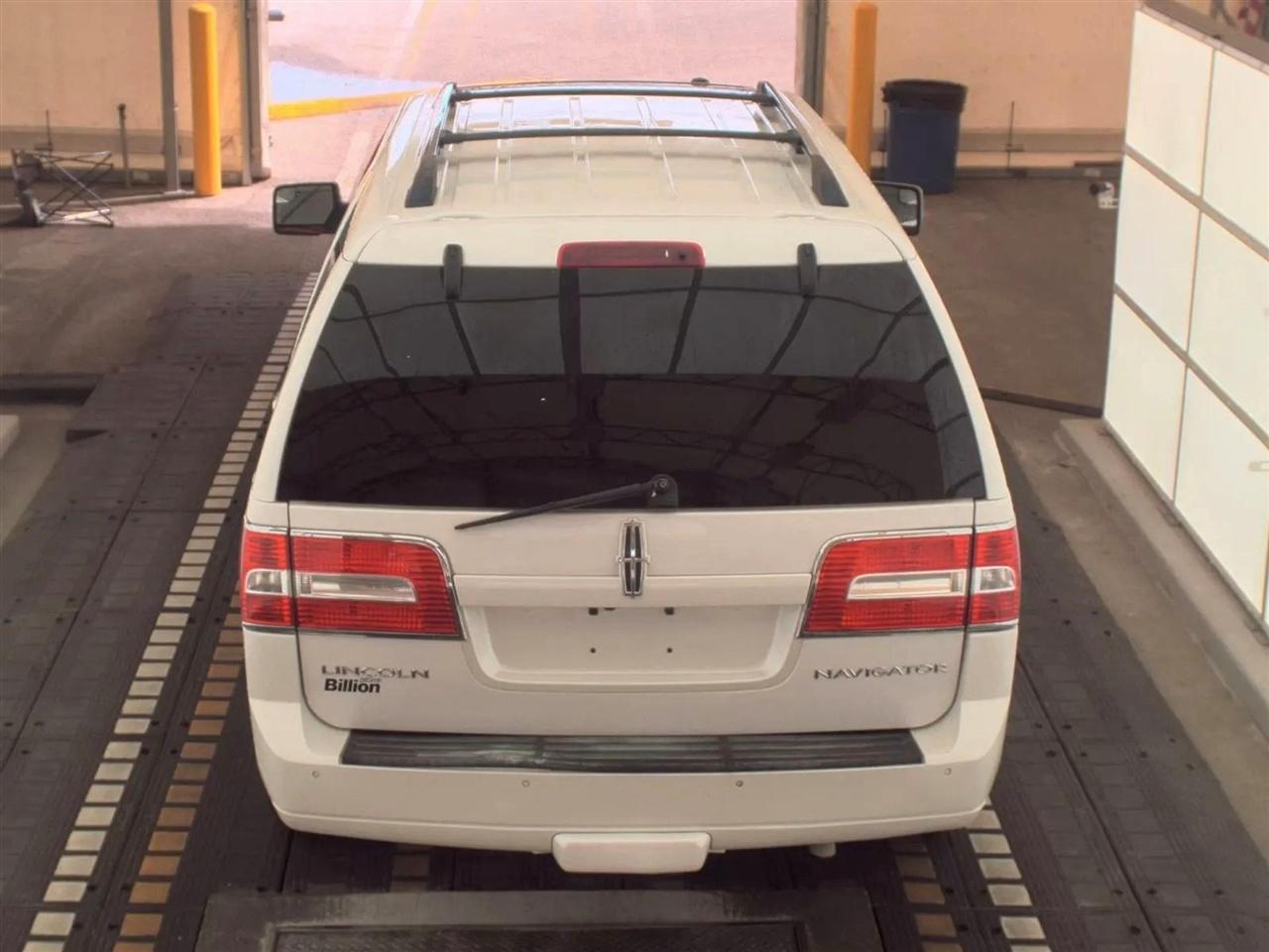 Lincoln Navigator 4WD 4dr 2014