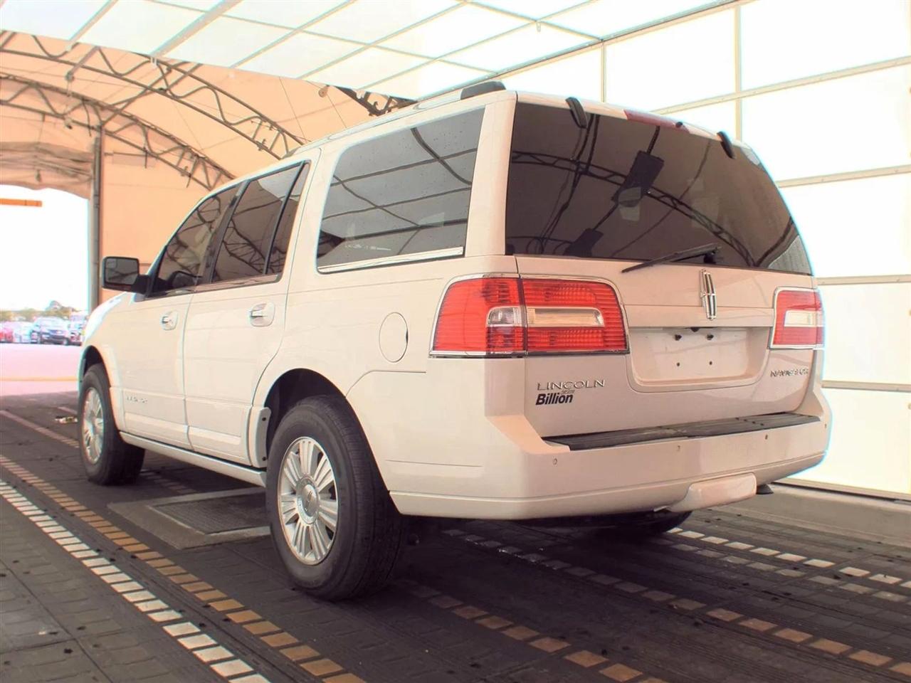 Lincoln Navigator 4WD 4dr 2014