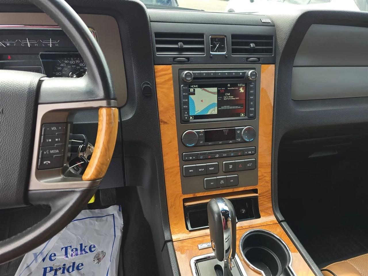 Lincoln Navigator 4WD 4dr 2014