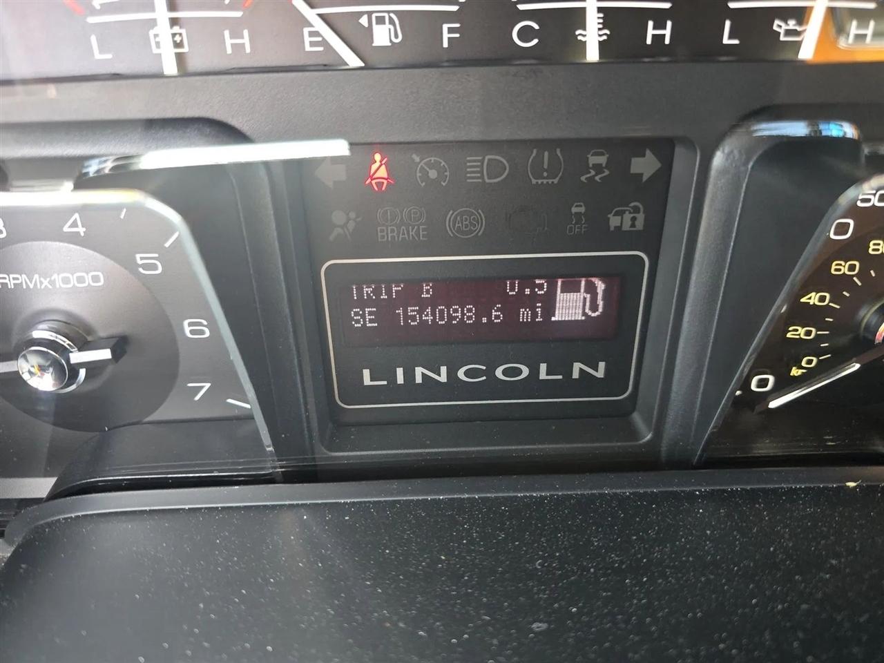 Lincoln Navigator 4WD 4dr 2014