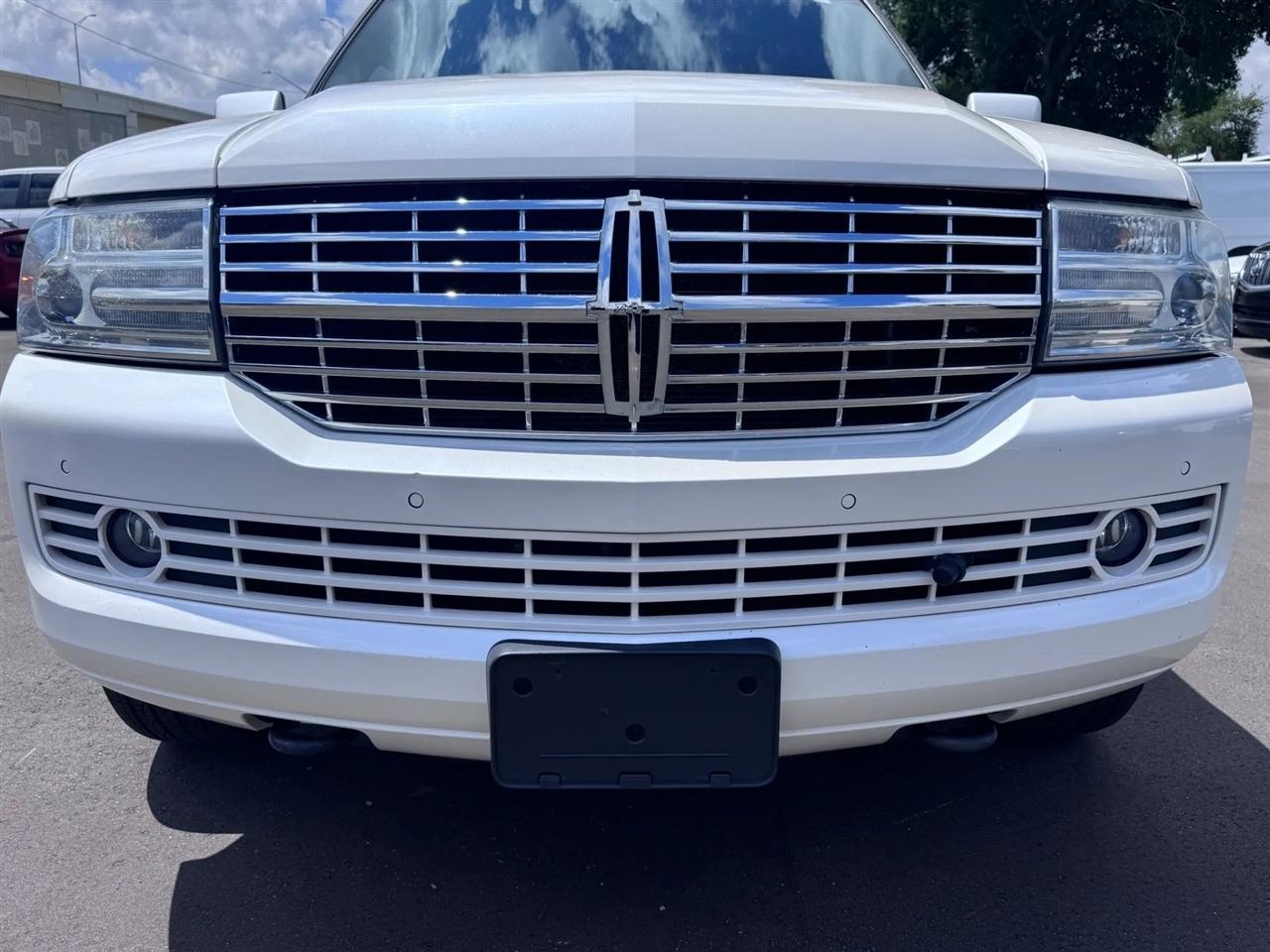 Lincoln Navigator 4WD 4dr 2014