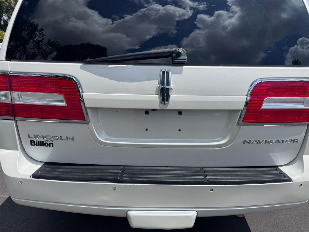 Lincoln Navigator 4WD 4dr 2014