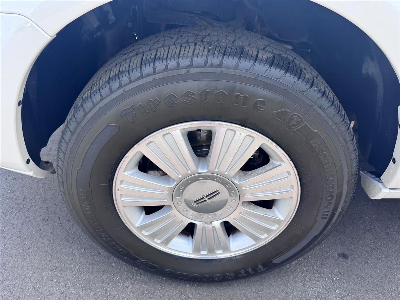Lincoln Navigator 4WD 4dr 2014