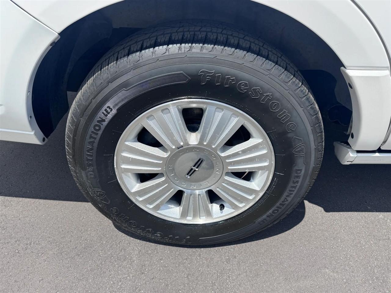 Lincoln Navigator 4WD 4dr 2014