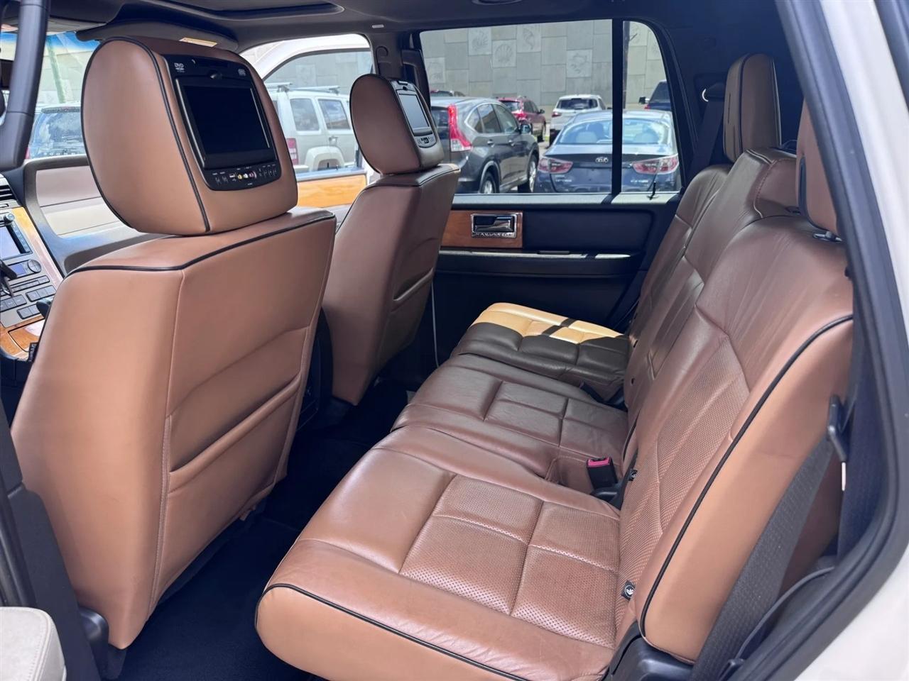 Lincoln Navigator 4WD 4dr 2014