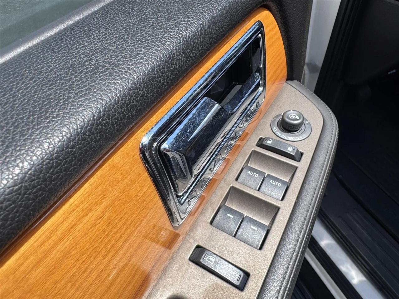 Lincoln Navigator 4WD 4dr 2014