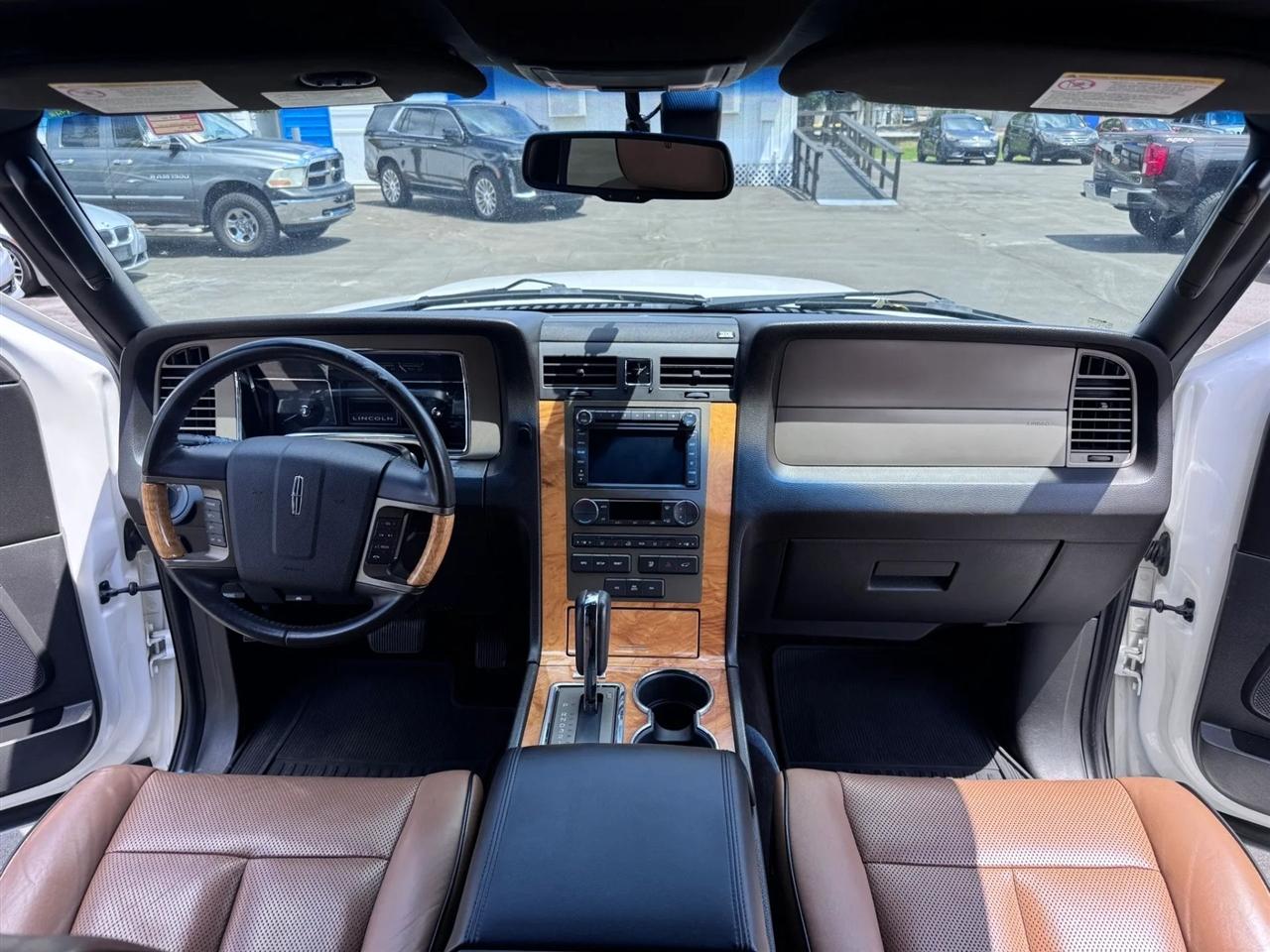 Lincoln Navigator 4WD 4dr 2014