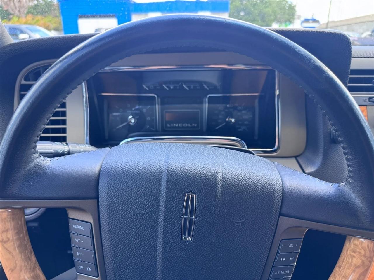 Lincoln Navigator 4WD 4dr 2014