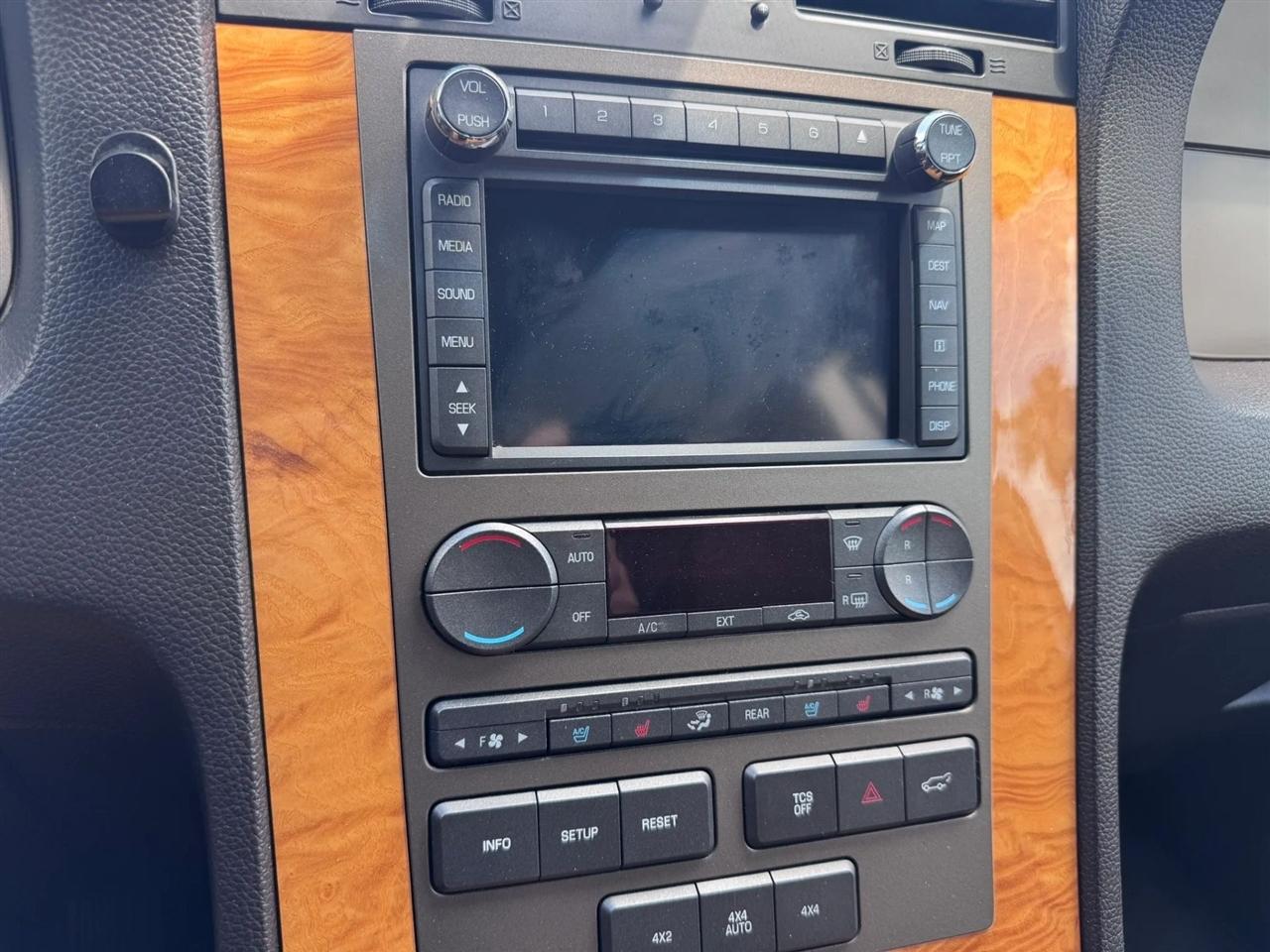 Lincoln Navigator 4WD 4dr 2014