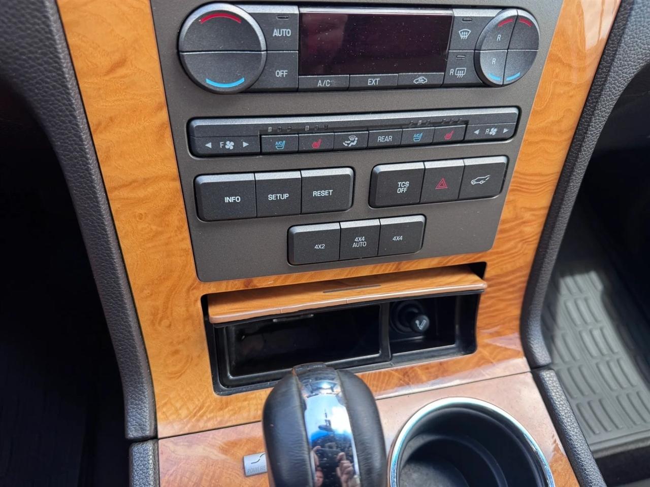 Lincoln Navigator 4WD 4dr 2014