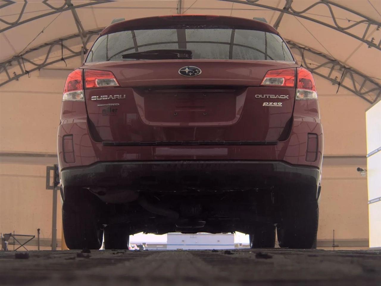 Subaru Outback 4dr Wgn H4 Auto 2.5i Premium 2014