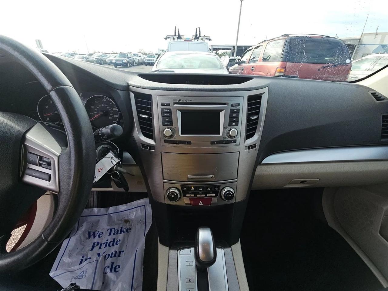 Subaru Outback 4dr Wgn H4 Auto 2.5i Premium 2014