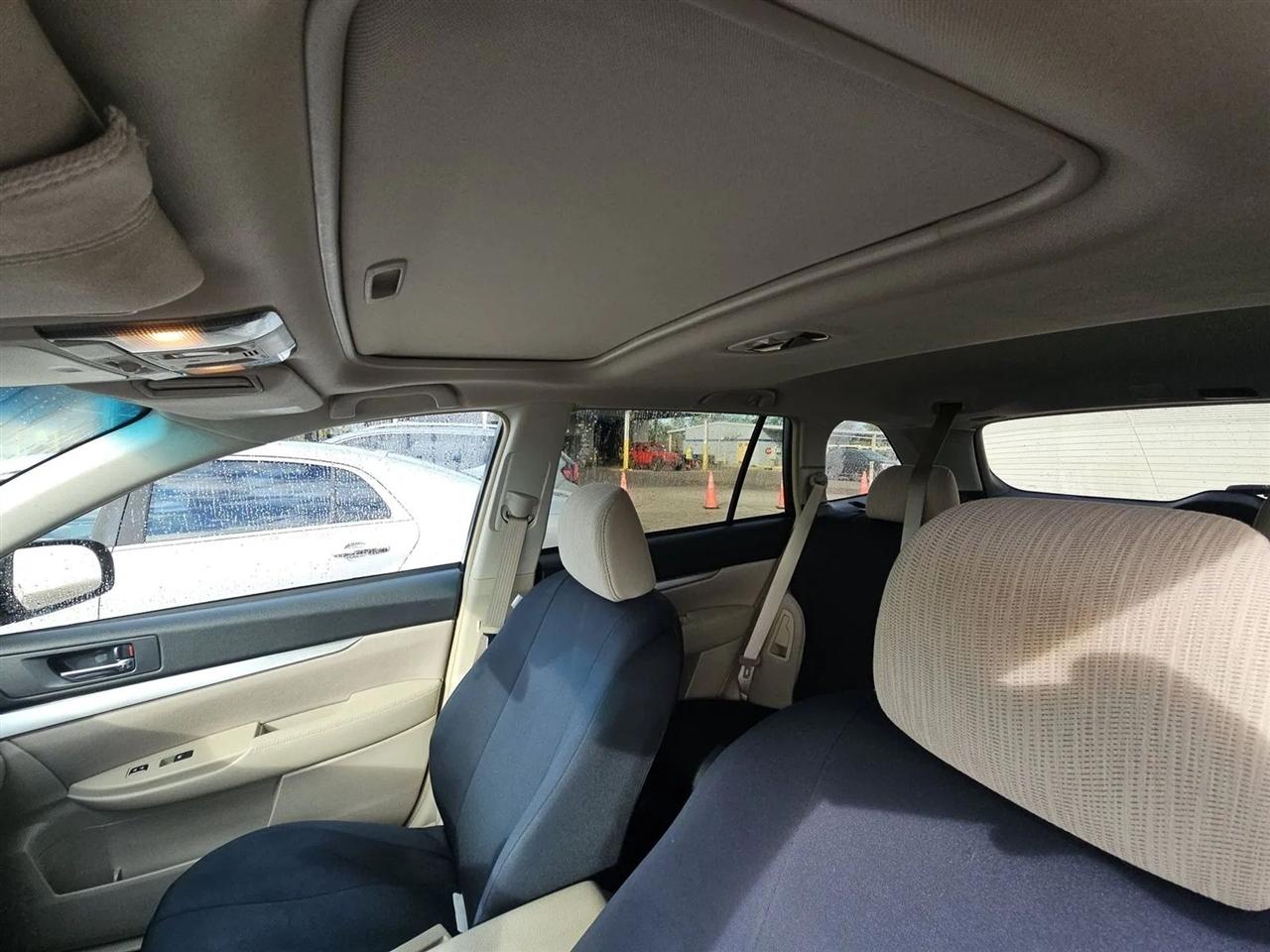 Subaru Outback 4dr Wgn H4 Auto 2.5i Premium 2014