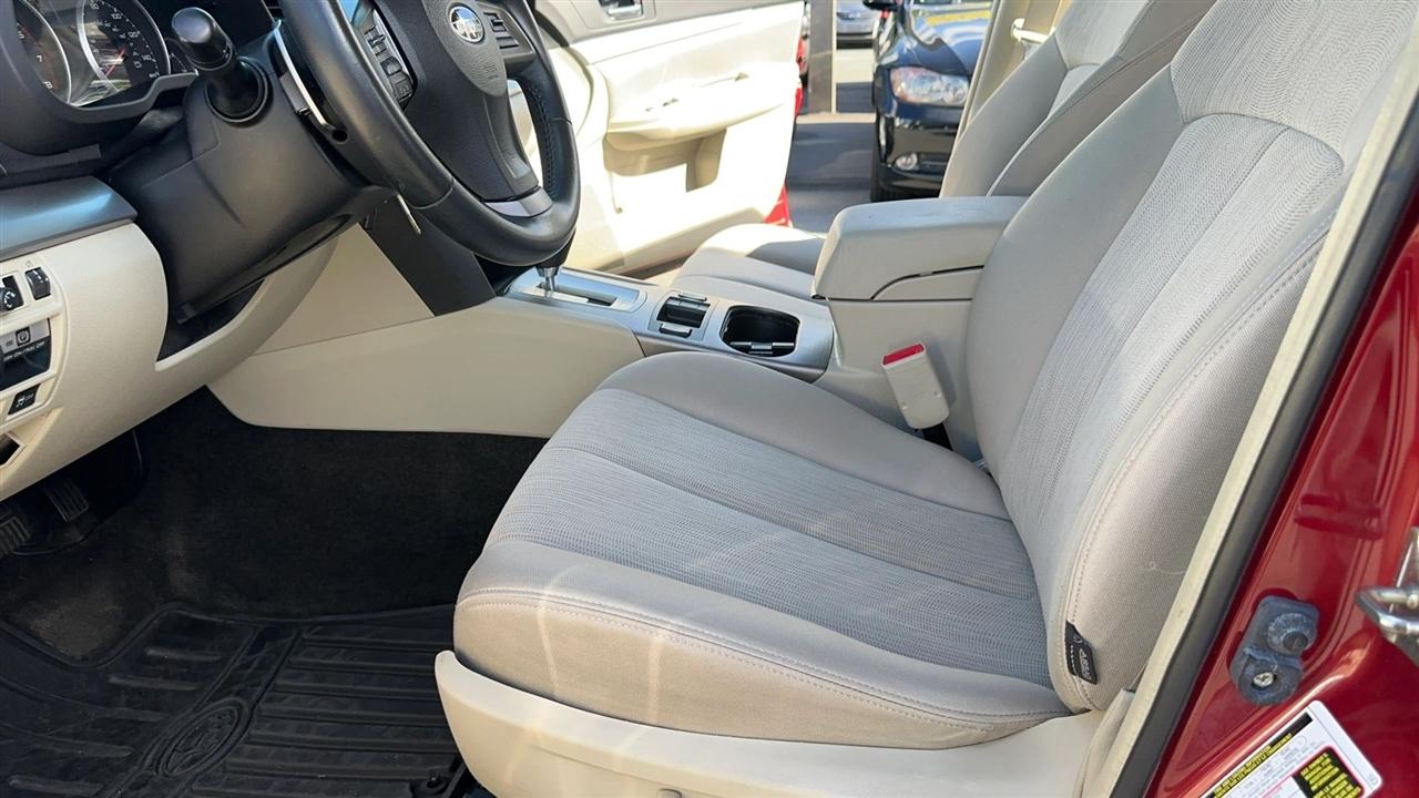 Subaru Outback 4dr Wgn H4 Auto 2.5i Premium 2014