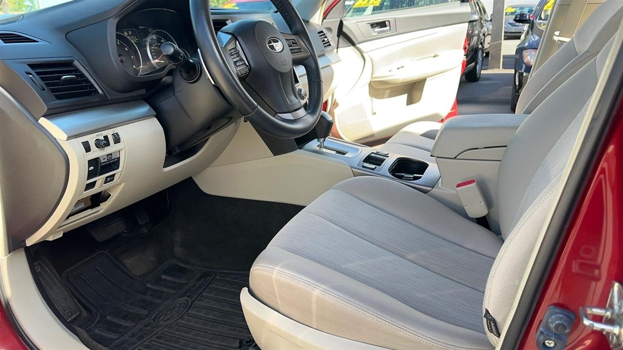 Subaru Outback 4dr Wgn H4 Auto 2.5i Premium 2014