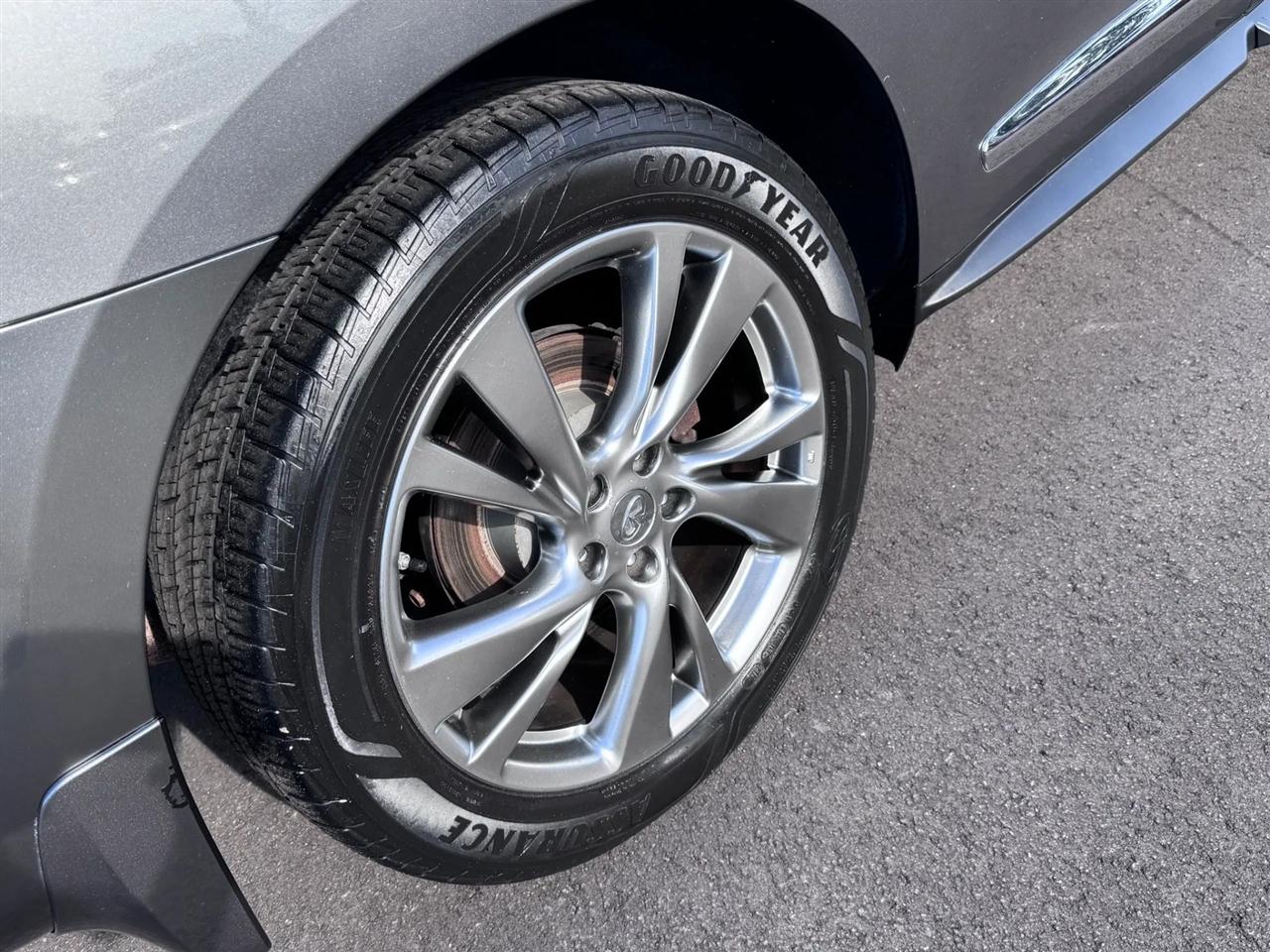 Infiniti QX60 AWD 4dr 2015