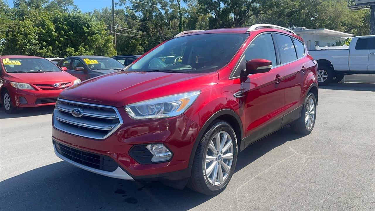 Ford Escape Titanium FWD 2017