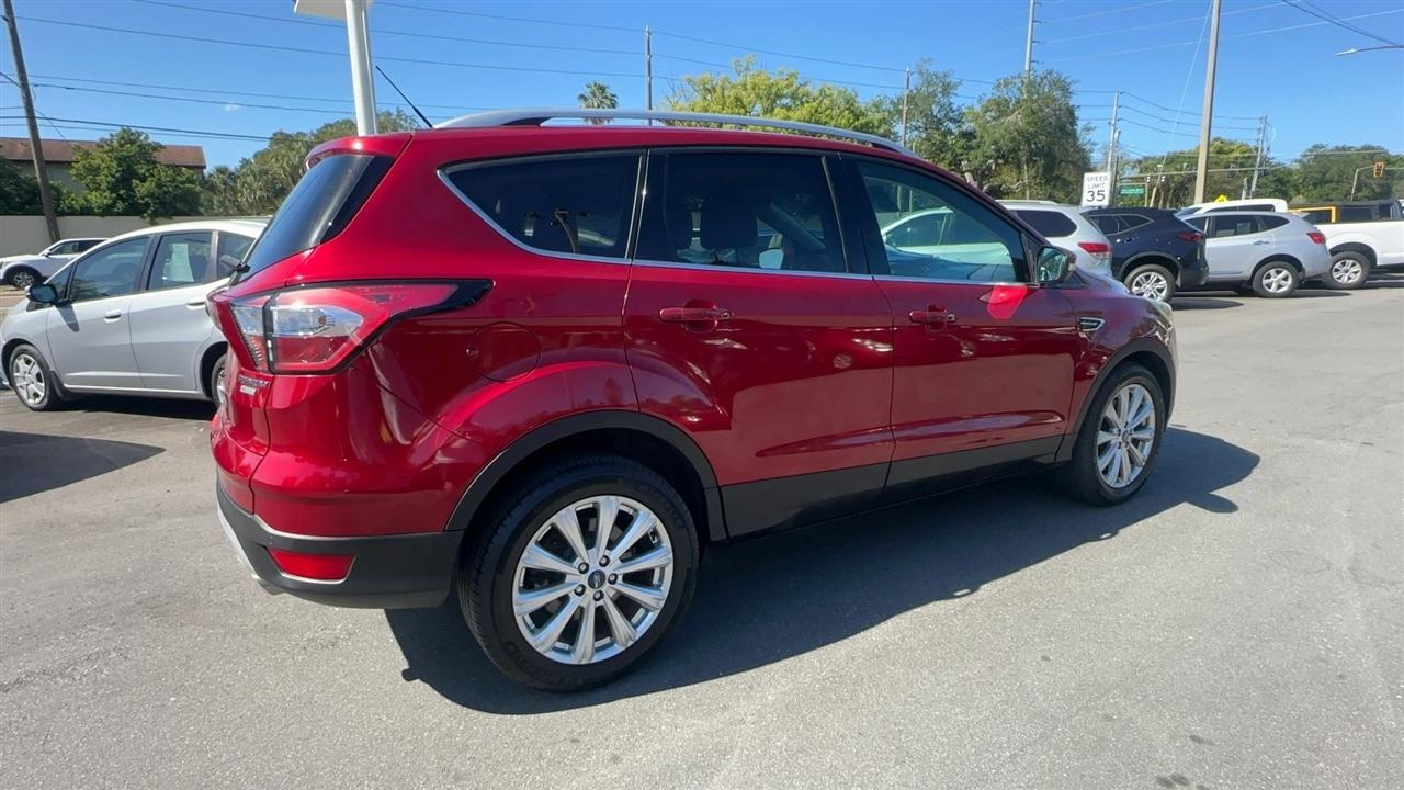 Ford Escape Titanium FWD 2017