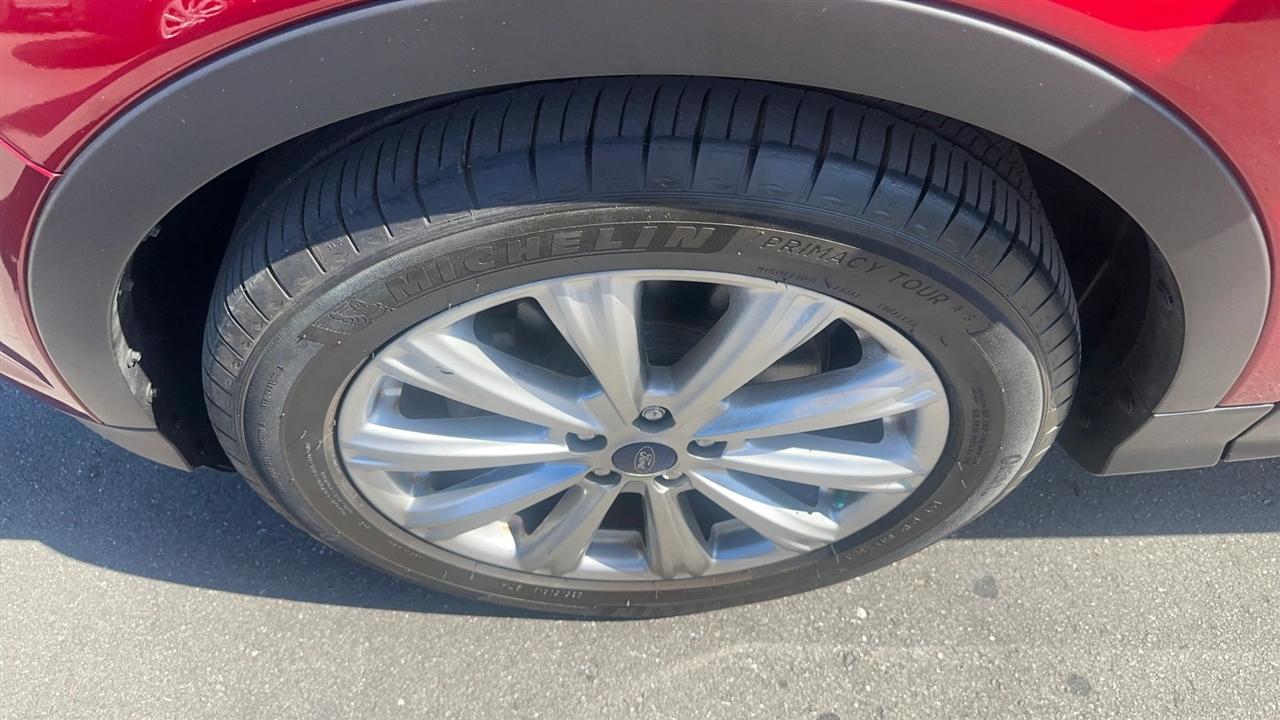 Ford Escape Titanium FWD 2017