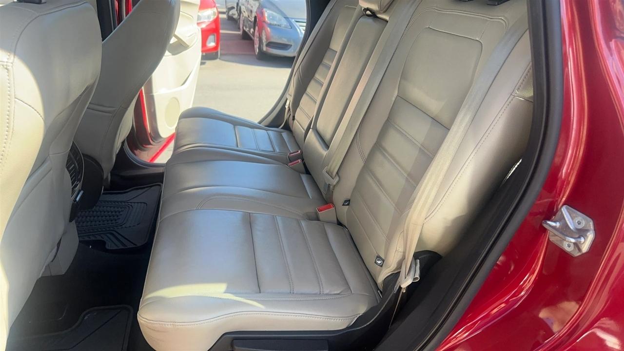 Ford Escape Titanium FWD 2017