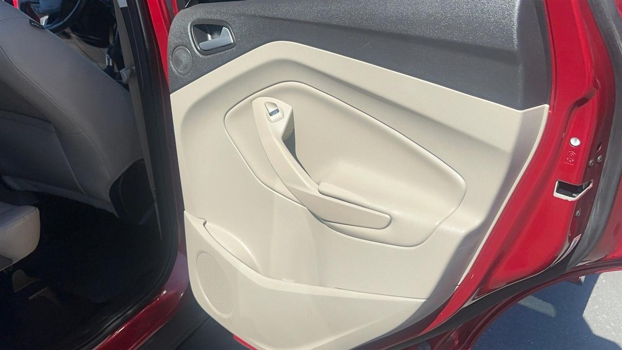 Ford Escape Titanium FWD 2017