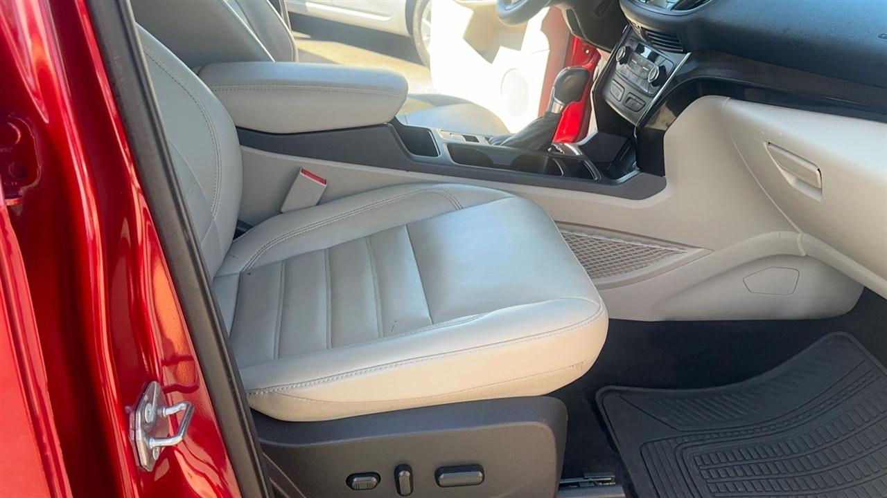 Ford Escape Titanium FWD 2017