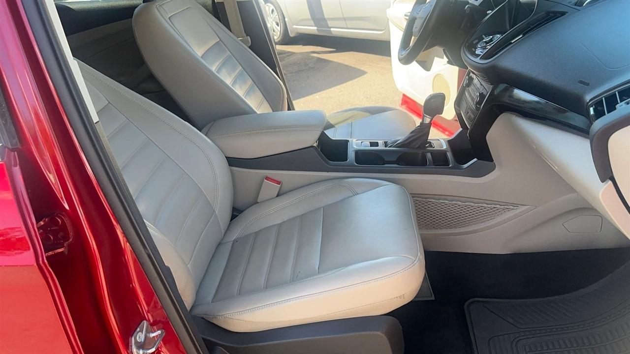 Ford Escape Titanium FWD 2017