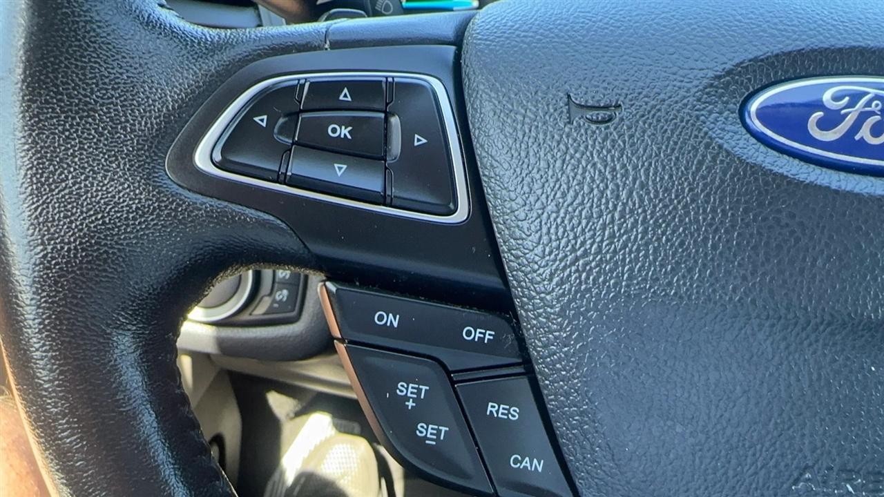 Ford Escape Titanium FWD 2017