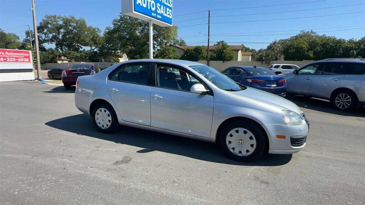 Volkswagen Jetta Sedan A5 4dr Value Edition Auto 2005