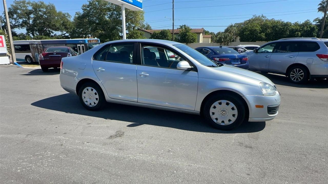 Volkswagen Jetta Sedan A5 4dr Value Edition Auto 2005