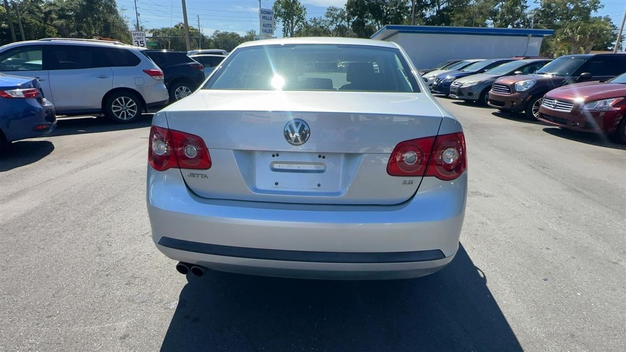 Volkswagen Jetta Sedan A5 4dr Value Edition Auto 2005