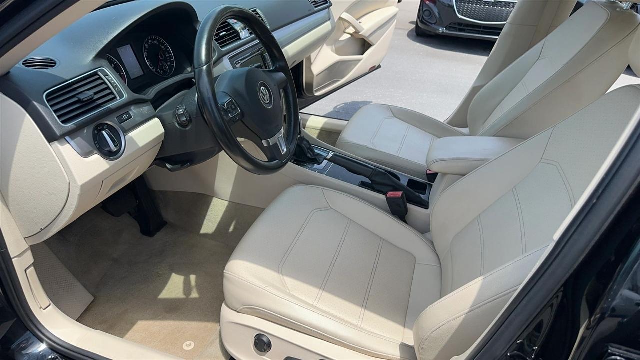 Volkswagen Passat 4dr Sdn 1.8T Auto S 2015