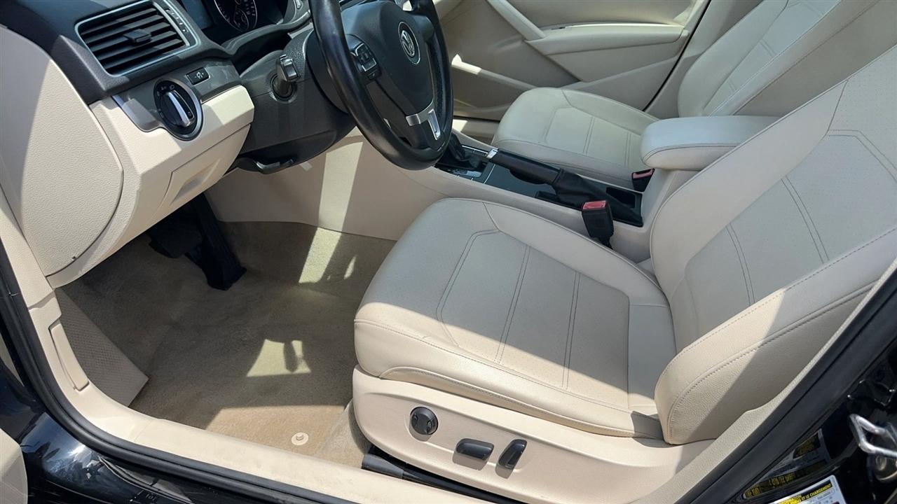 Volkswagen Passat 4dr Sdn 1.8T Auto S 2015
