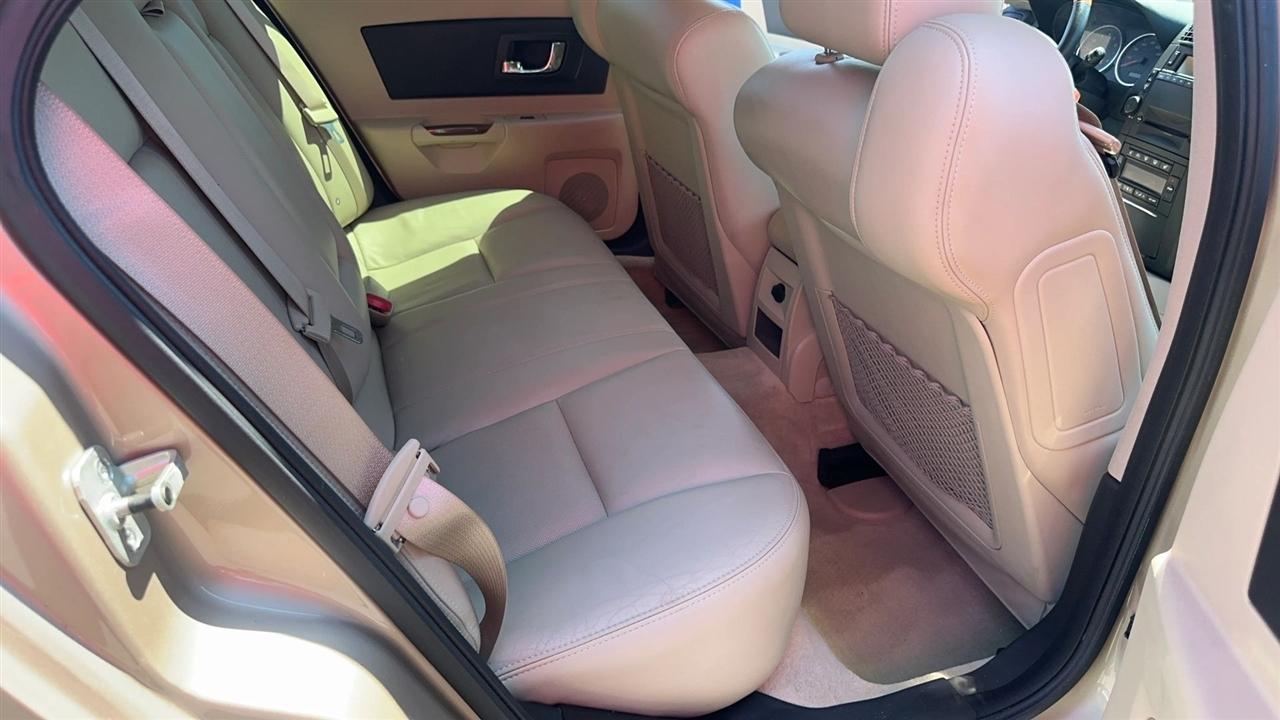 Cadillac CTS 4dr Sdn 3.6L 2005