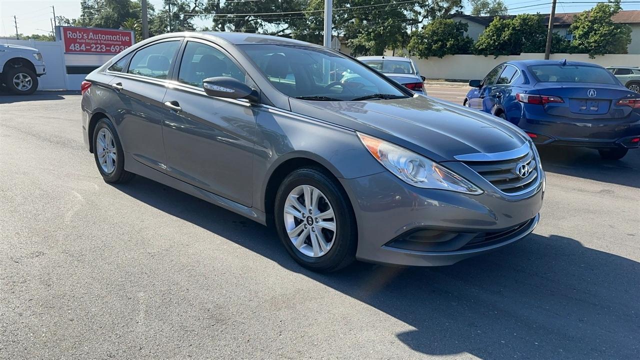 Hyundai Sonata 4dr Sdn 2.4L Auto GLS 2014