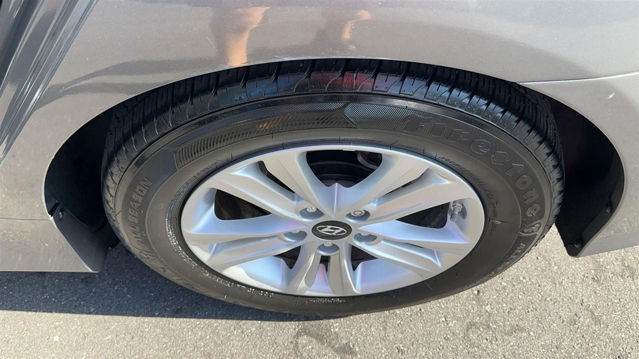 Hyundai Sonata 4dr Sdn 2.4L Auto GLS 2014