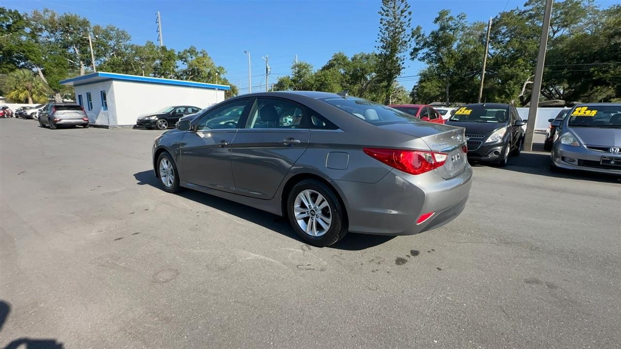 Hyundai Sonata 4dr Sdn 2.4L Auto GLS 2014