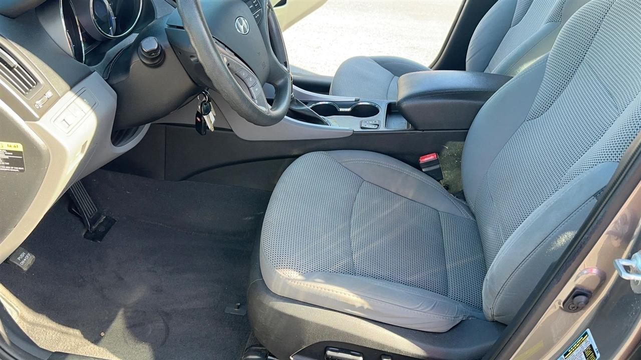 Hyundai Sonata 4dr Sdn 2.4L Auto GLS 2014