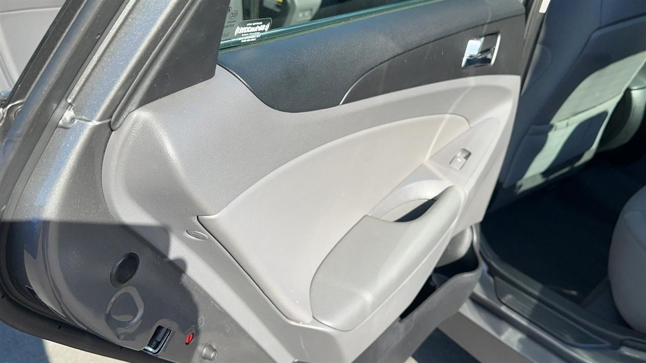 Hyundai Sonata 4dr Sdn 2.4L Auto GLS 2014