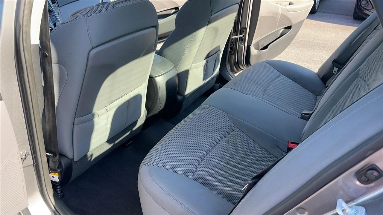 Hyundai Sonata 4dr Sdn 2.4L Auto GLS 2014